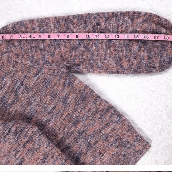 Madewell Space Dyed Eaton Puff Sleeve Pullover Sweater Marled Plum fuzzy knit - Picture 3 of 4